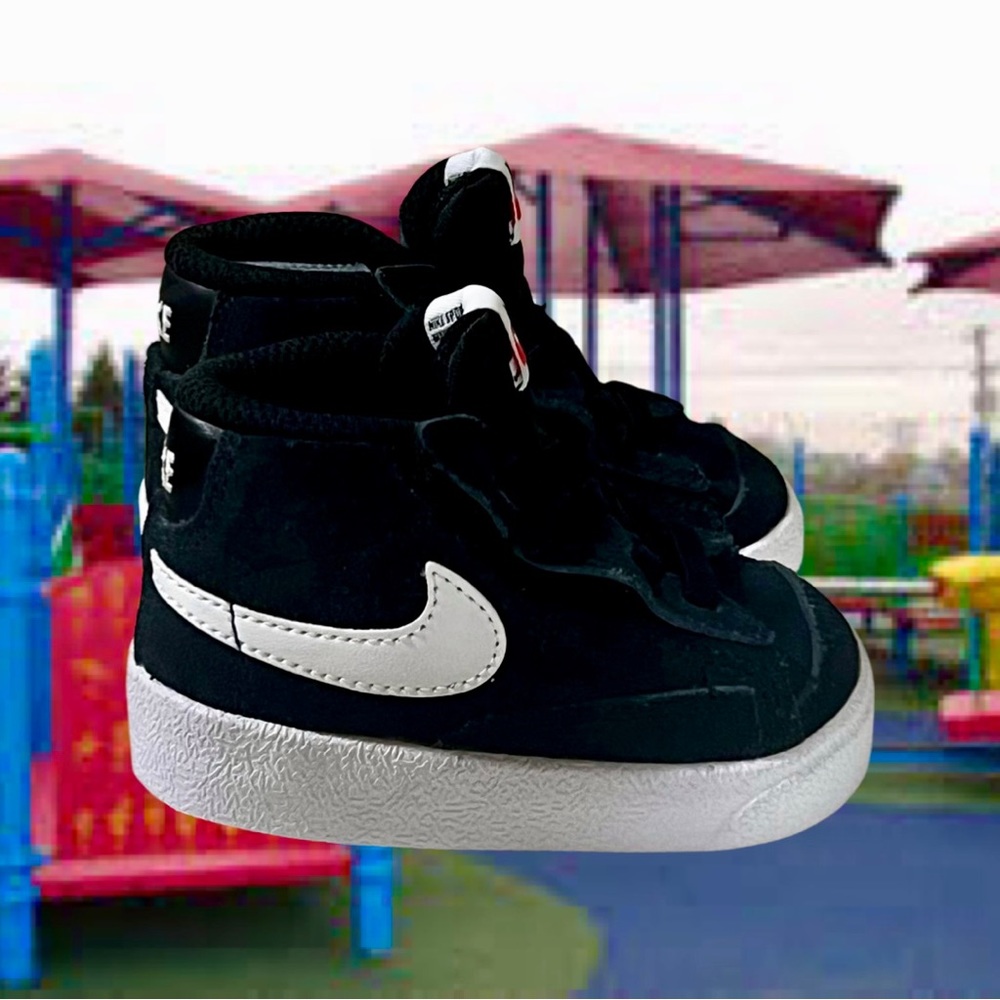 Nike Blazer Mid 77’ Black Suede 3C
